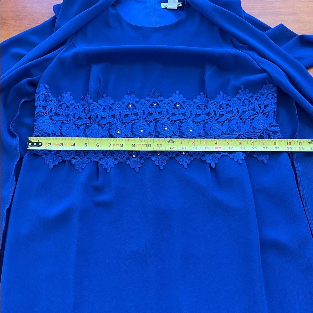 After Dark Vintage Long Sleeve Maxi Cape Dress, Royal Blue with Lace Detail 18WP - Picture 10 of 16